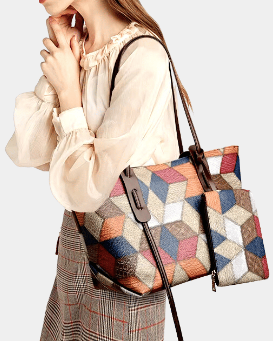Bolsa havaiana de couro com estampa geométrica